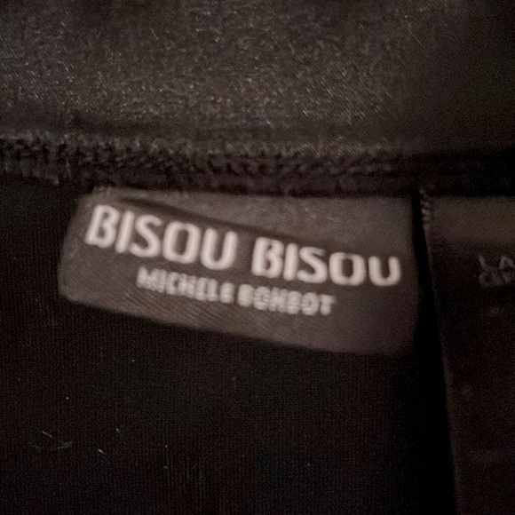 JUNIORS BLACK VELVET LONG SLEEVE BLOUSE : SIZE LARGE - Picture 2 of 3